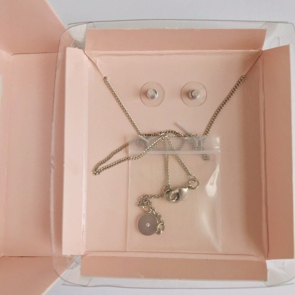 VINCE CAMUTO Jewelry Set Earring & Necklace Gift Box Turquoise Semi Precious NEW - Picture 7 of 7